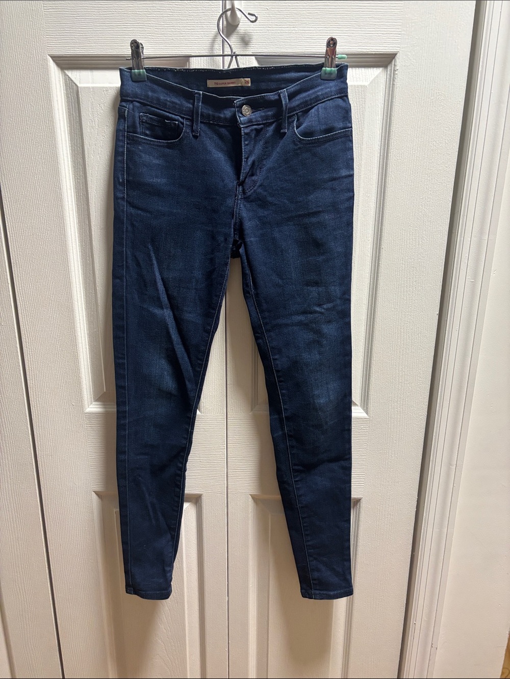 Levi's Dark Indigo Women's Skinny Jeans